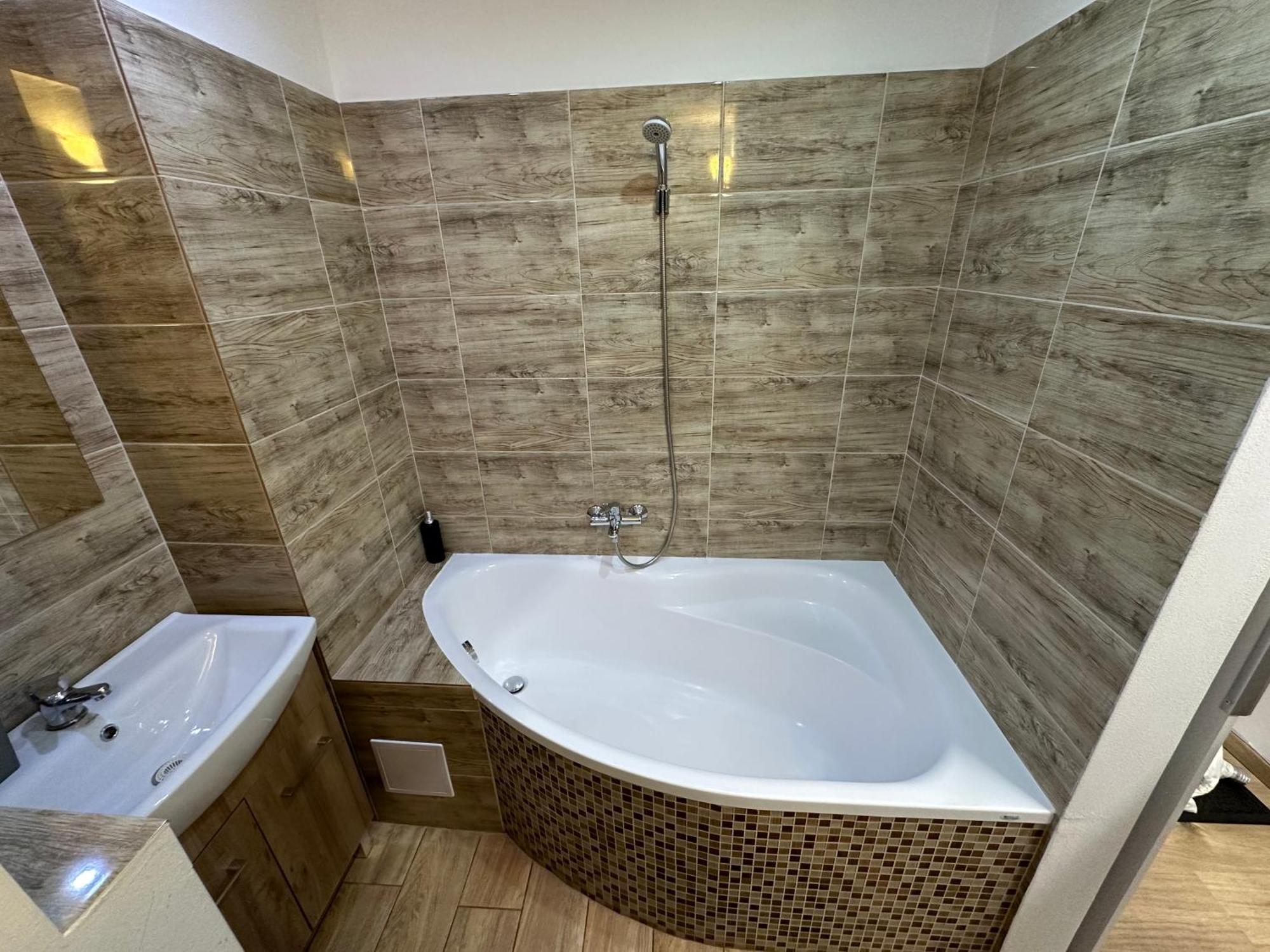 Apartman Bb-Centrum1 バンスカー・ビストリツァ エクステリア 写真